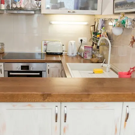 City Beach Apartment شقة *