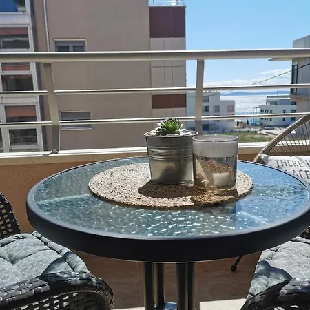 City Beach Apartment Apartmán *