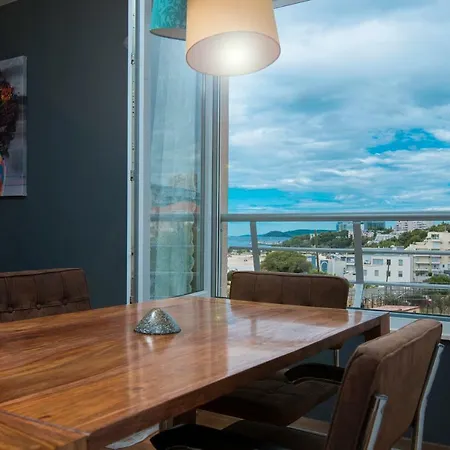City Beach Apartment * Split