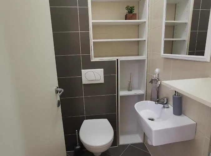 City Beach Apartment شقة سبليت