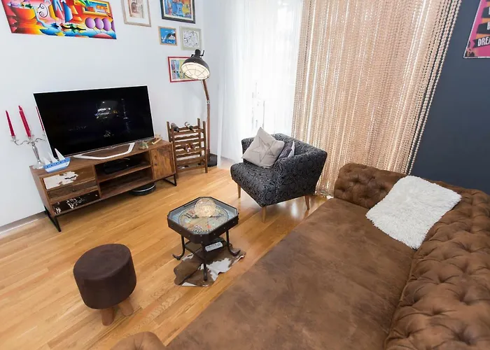 City Beach Apartment * سبليت